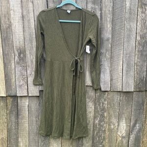 OLD Navy Green Wrap-Style Sweater Size XS NWT
